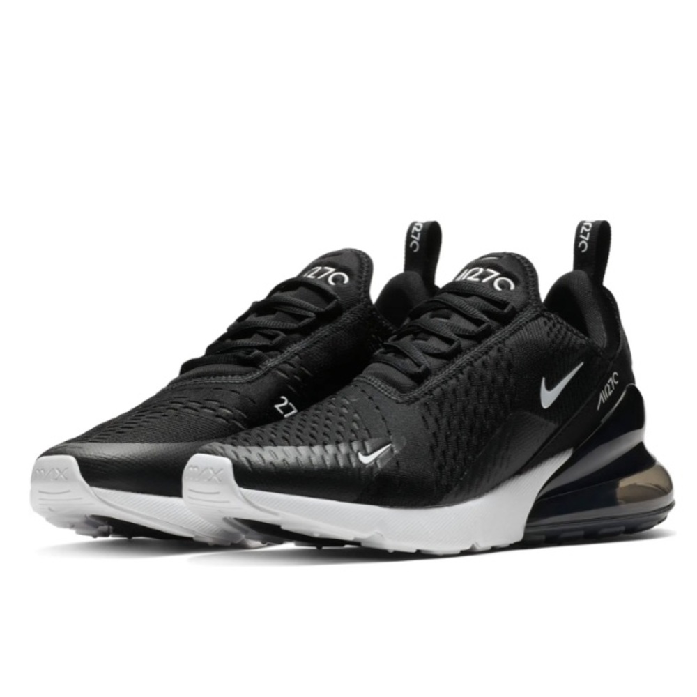 NIKE Air Max 270 Sneaker